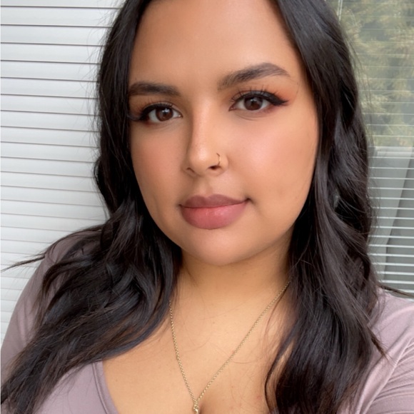 Meet your Posher, Yasmeen 🇨🇦 - Picture 1 of 1